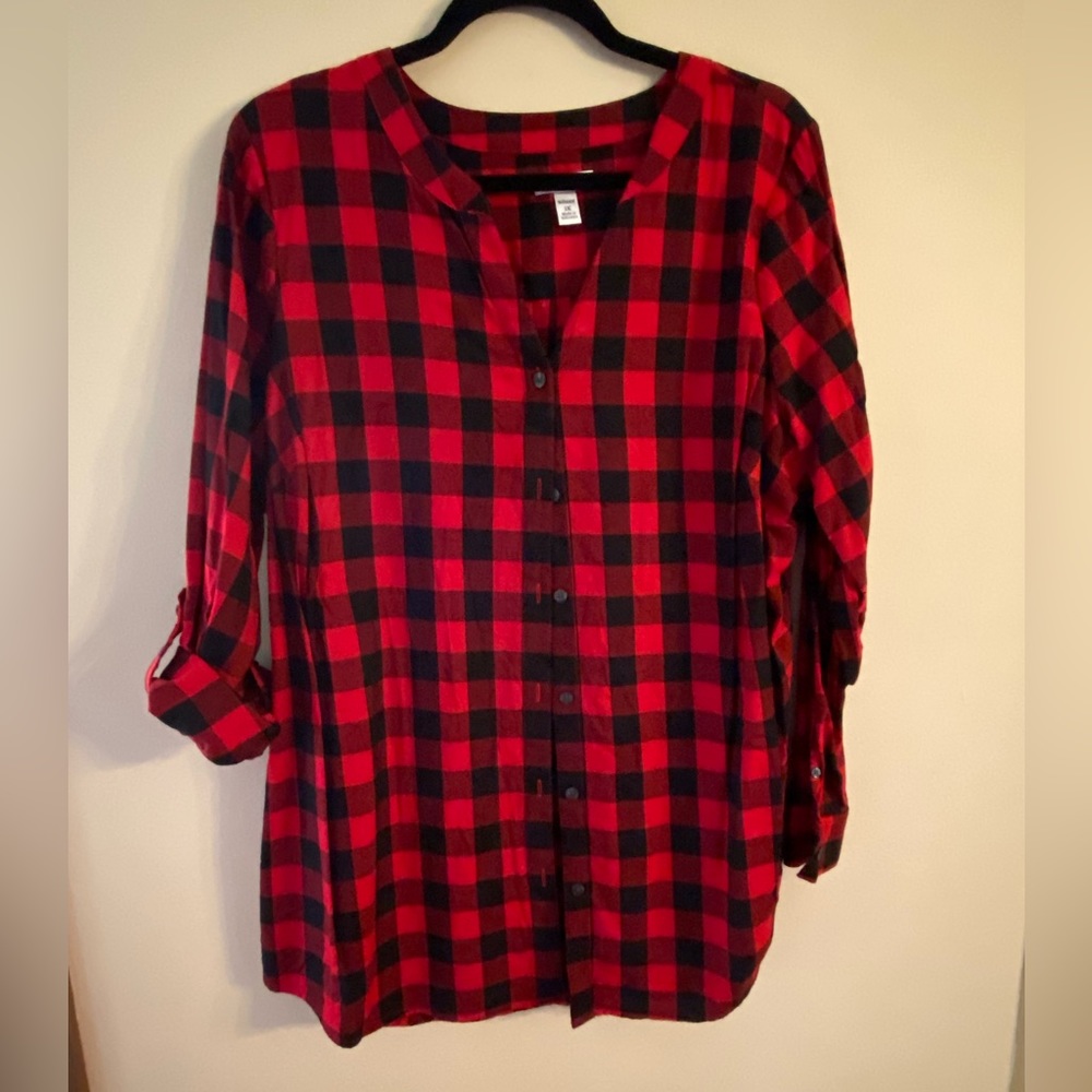 Woman’s size 1X Croft and Barrow flannel blouse re/black plaid